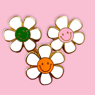 Quirky Pins: Daisy Smiley Enamel Pin